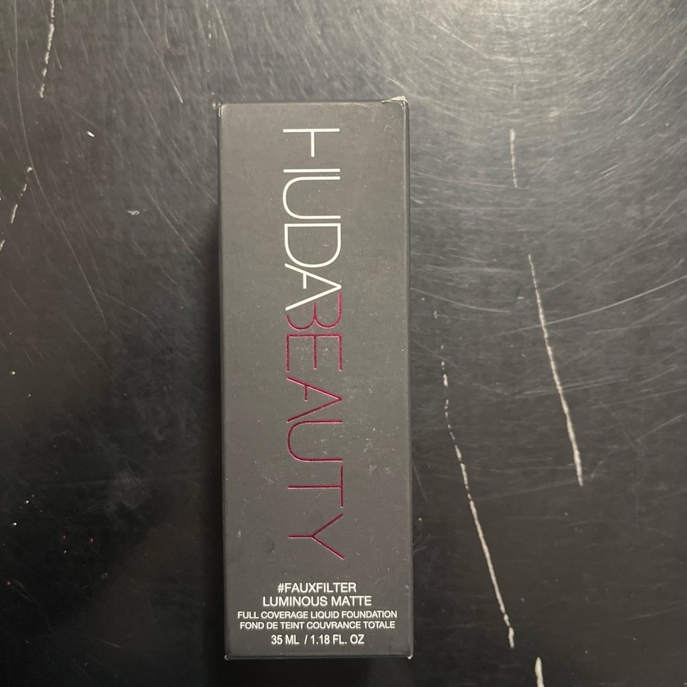 HUDA BEAUTY FauxFilter Luminous Matte Foundation - In the Shade Brown Sugar